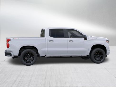 New 2026 Chevrolet Silverado 1500 Custom w/ LPO, Dark Essentials Package AWD/4WD image 6