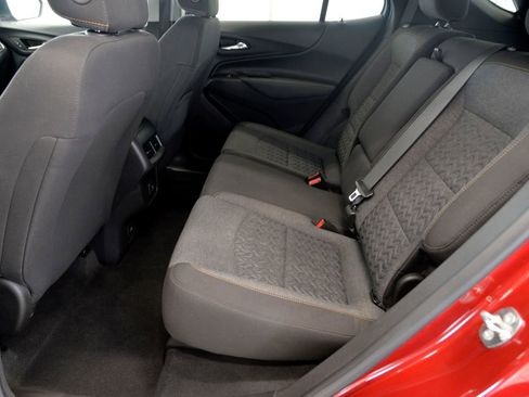 Used 2023 Chevrolet Equinox LT image 28