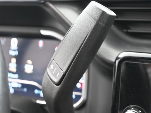 Used 2024 GMC Sierra 2500 Denali Ultimate AWD/4WD image 18