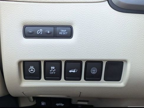 Used 2022 Nissan Murano Platinum w/ Cargo Package image 28