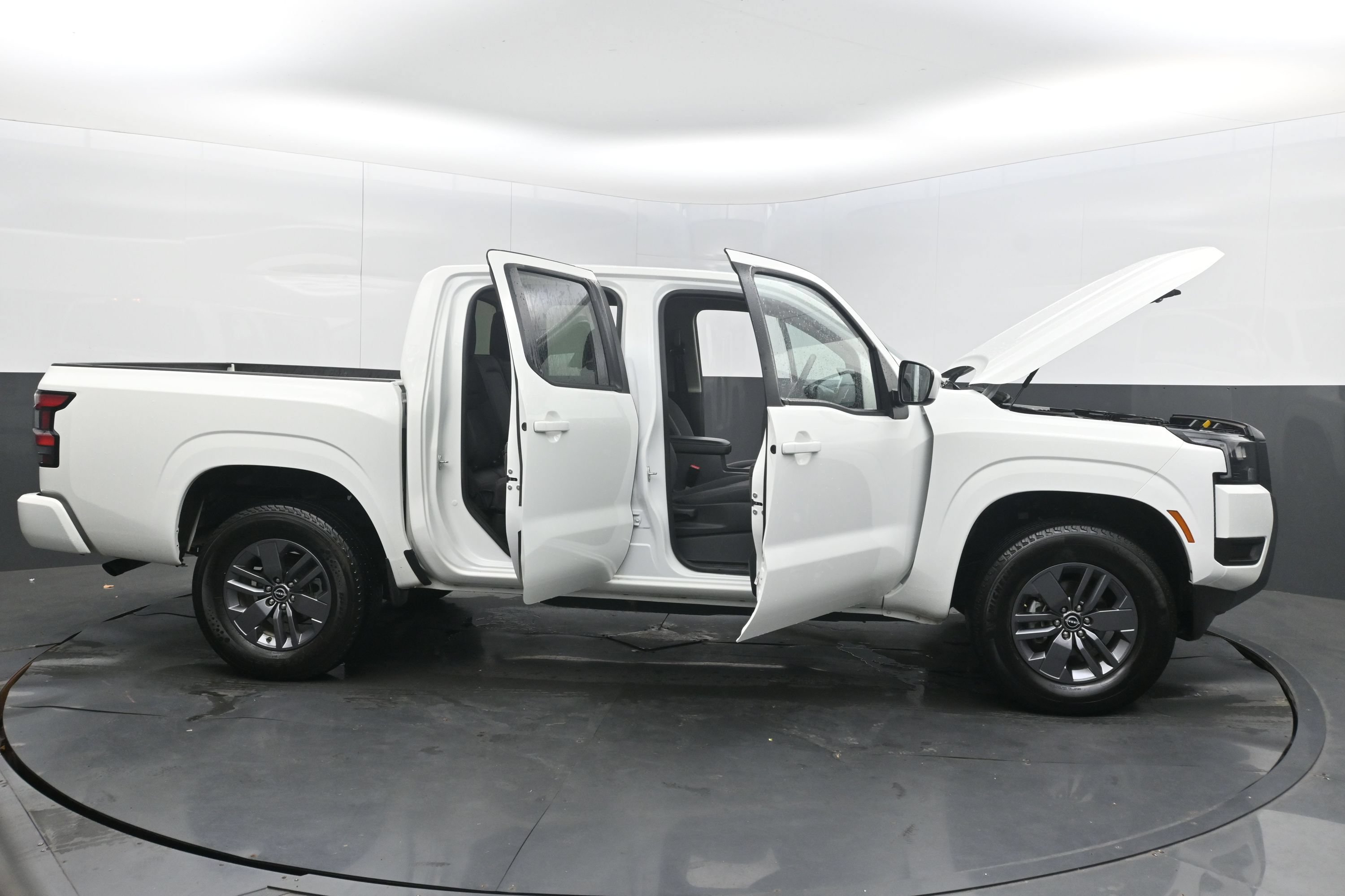 Used 2026 Nissan Frontier SV AWD/4WD image 42