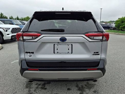 Certified 2024 Toyota RAV4 XSE w/ Weather Package AWD/4WD image 5