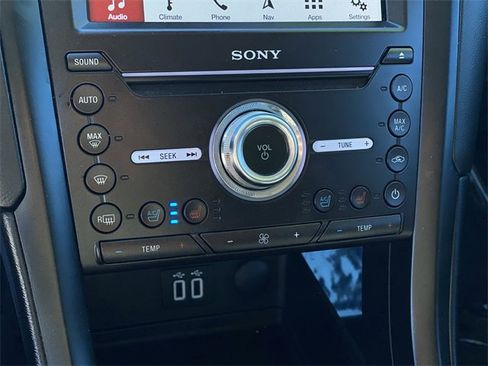 Used 2019 Ford Fusion Energi Titanium image 14