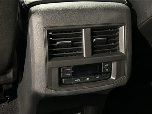 Used 2022 Volkswagen Atlas SE AWD/4WD image 26