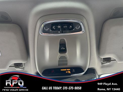 Used 2017 Volvo S90 T6 Inscription w/ Vision Package image 35