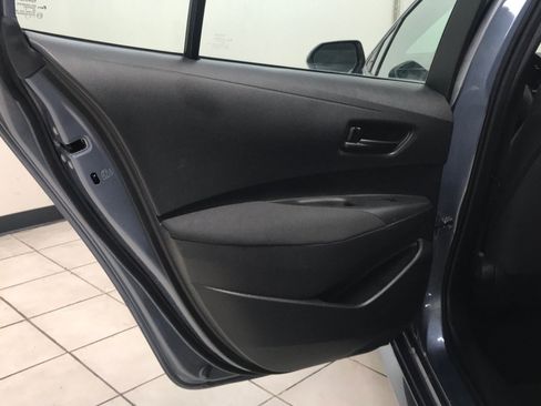 Used 2022 Toyota Corolla LE FWD image 10