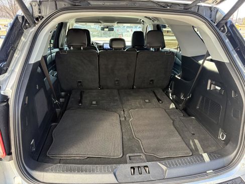 Used 2023 Ford Explorer Limited image 20