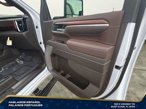 New 2026 GMC Sierra 2500 Denali w/ Denali Reserve Package AWD/4WD image 35