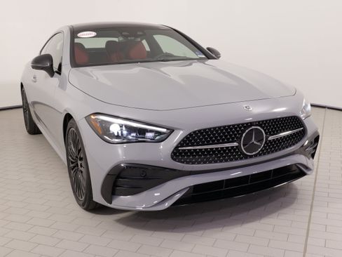 Used 2026 Mercedes-Benz CLE 450 4MATIC Coupe image 5