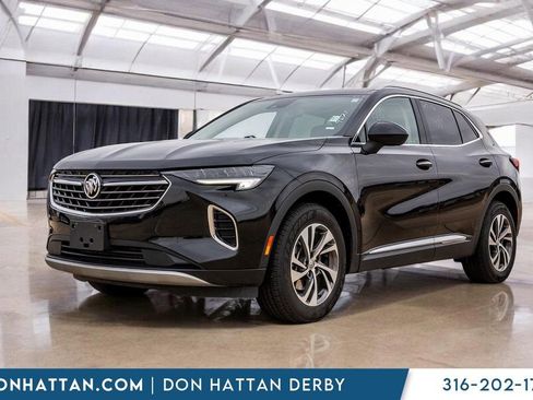 Used 2023 Buick Envision Essence image 1