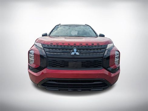 New 2025 Mitsubishi Outlander SEL Black Edition image 8
