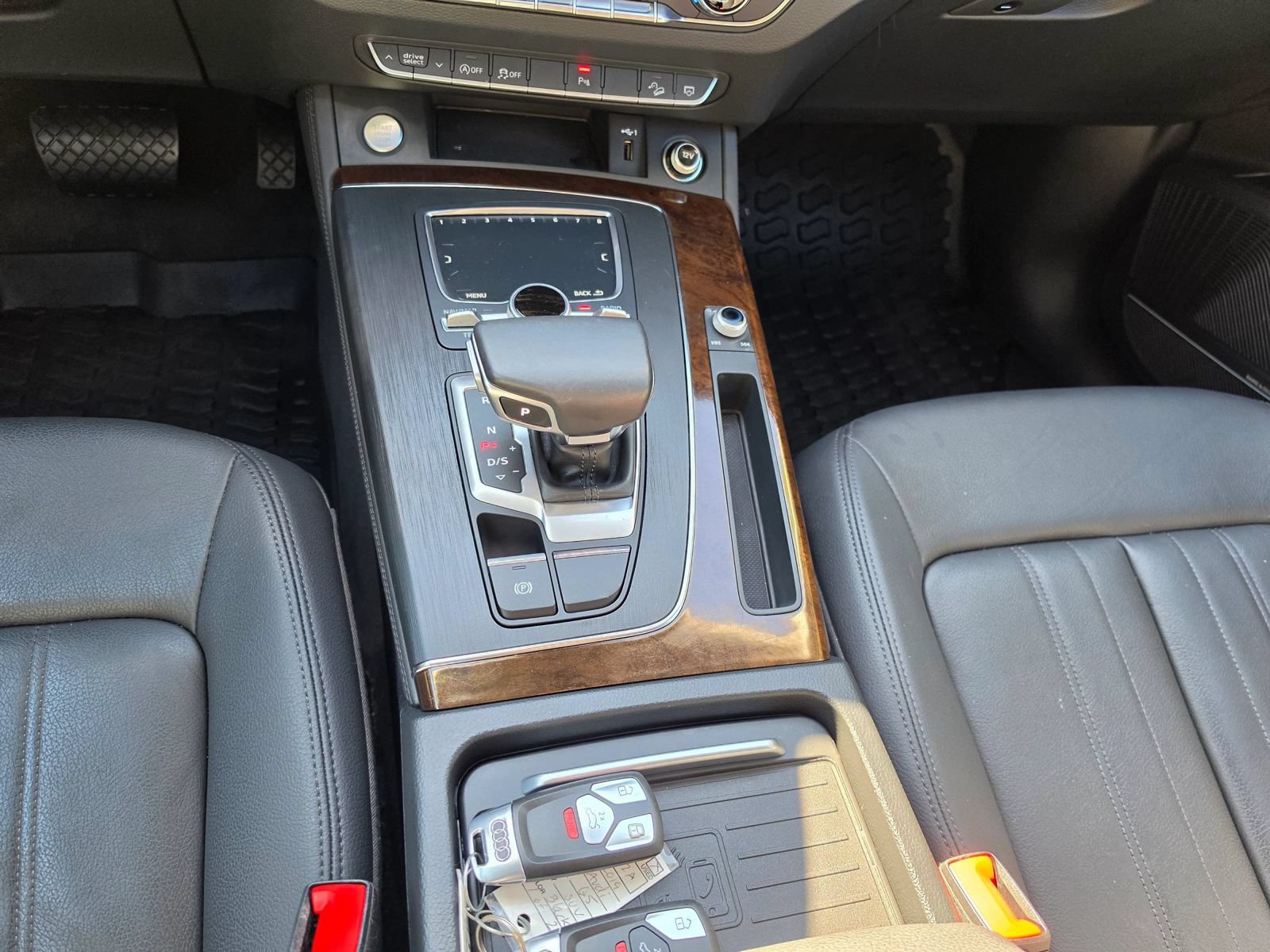Used 2019 Audi Q5 2.0T Premium Plus w/ Premium Plus Package AWD/4WD image 16