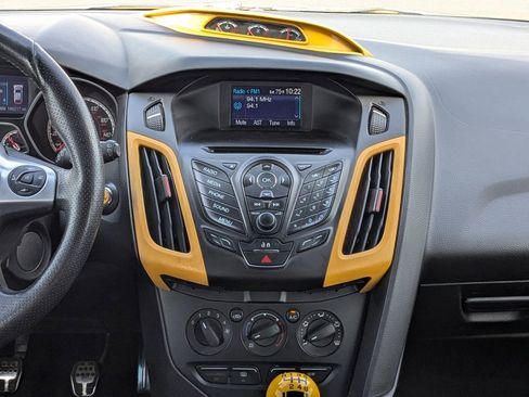 Used 2014 Ford Focus ST image 19