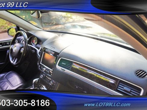 Used 2013 Volkswagen Touareg Executive AWD/4WD image 18