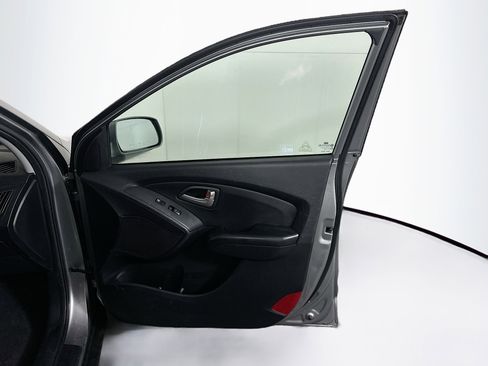 Used 2013 Hyundai Tucson GLS FWD image 29