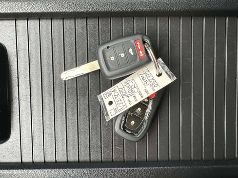 Used 2014 Honda CR-V LX image 42