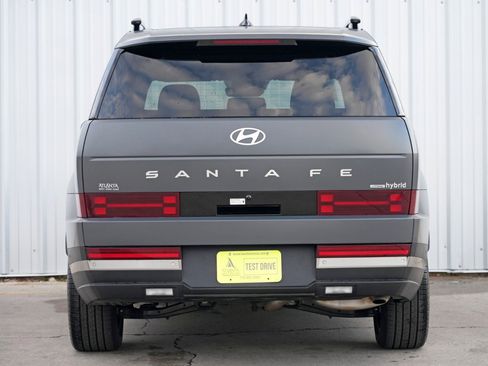 Used 2024 Hyundai Santa Fe Limited image 10