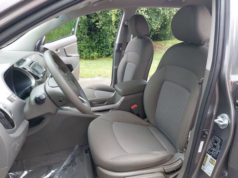 Used 2016 Kia Sportage LX w/ LX Popular Package FWD image 16