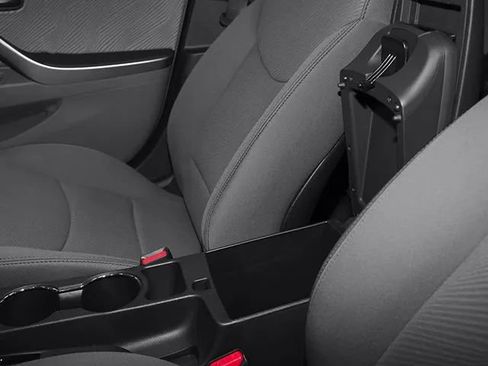 Used 2013 Hyundai Elantra Limited w/ Technology Pkg image 19