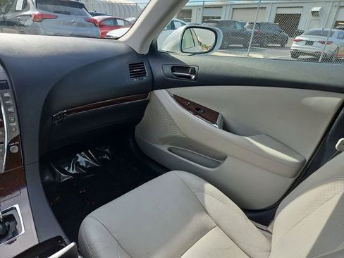 Used 2011 Lexus ES 350 image 10
