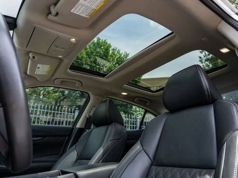 Used 2023 Nissan Maxima Platinum w/ Sport Mat Group FWD image 12