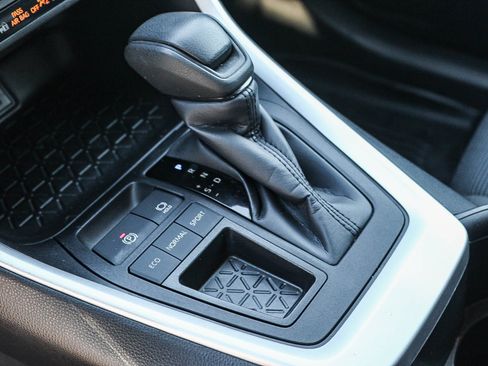 Certified 2024 Toyota RAV4 LE image 20