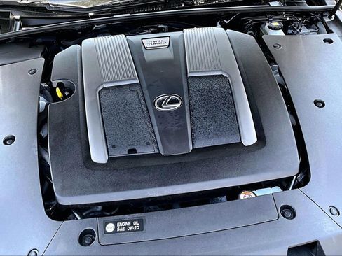 Used 2022 Lexus LS 500 F Sport w/ Accessory Package (Z2) AWD/4WD image 31