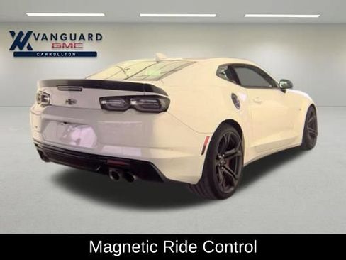 Used 2023 Chevrolet Camaro SS RWD image 3