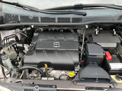 Used 2015 Toyota Sienna XLE AWD/4WD image 44