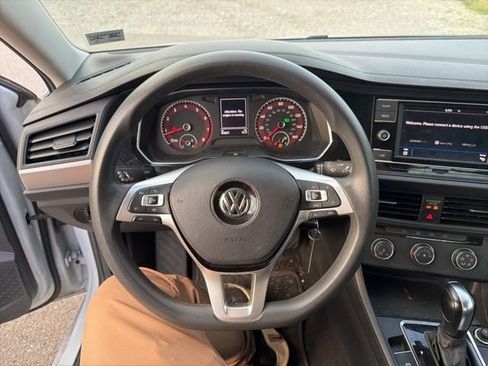 Used 2019 Volkswagen Jetta S FWD image 19