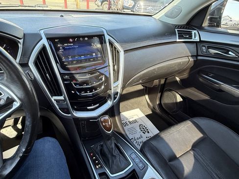 Used 2016 Cadillac SRX Performance w/ Midnight Edition Package FWD image 15
