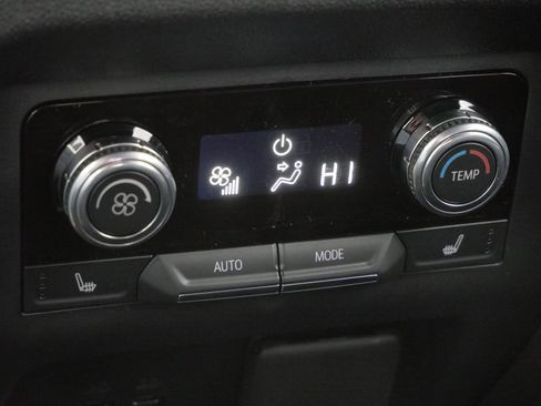 New 2026 GMC Acadia Elevation w/ Elevation Premium Package AWD/4WD image 43