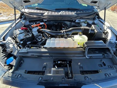 Used 2024 Ford F150 Lariat image 34