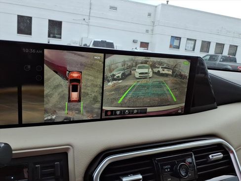 Used 2025 Nissan Armada Platinum Reserve image 19