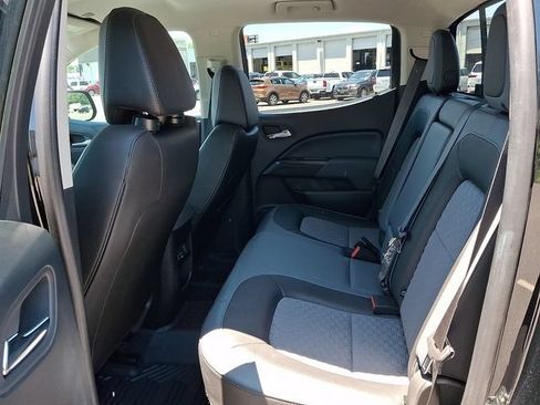 Used 2020 Chevrolet Colorado Z71 AWD/4WD image 8
