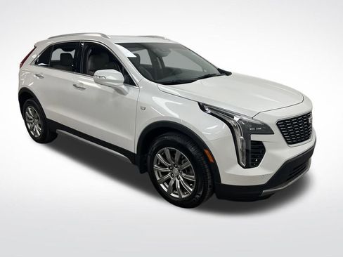 Used 2020 Cadillac XT4 Premium Luxury w/ Enhanced Visibility Package image 10