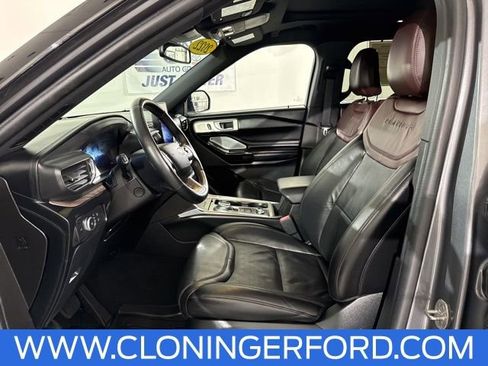 Used 2022 Ford Explorer Platinum w/ Equipment Group 601A image 23