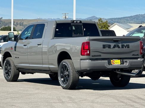 Used 2026 RAM 2500 Laramie AWD/4WD image 6