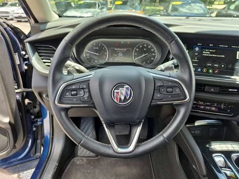 Used 2022 Buick Envision Preferred FWD image 12