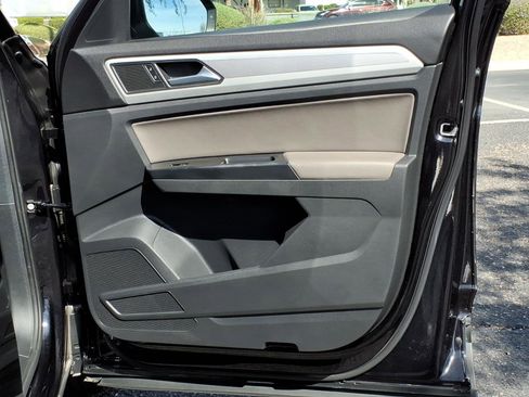 Certified 2021 Volkswagen Atlas Cross Sport S image 14