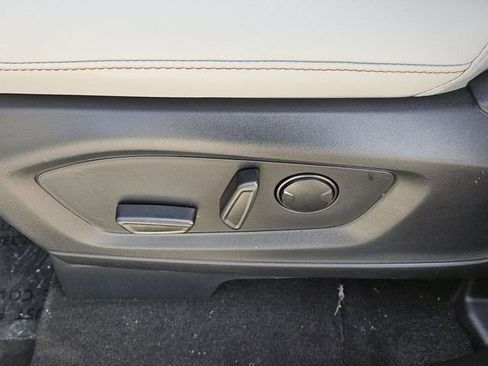 New 2026 Ford Explorer Active w/ Active Comfort Package image 21