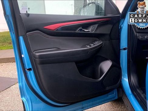 Used 2025 Chevrolet TrailBlazer RS w/ Driver Confidence Package image 22