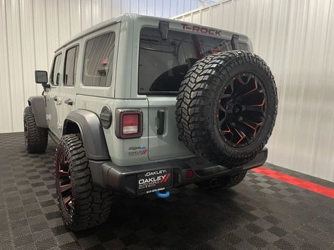 Used 2023 Jeep Wrangler Unlimited w/ Sun & Screen Package AWD/4WD image 17