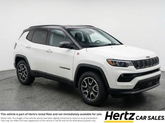 Used 2025 Jeep Compass Trailhawk video 1