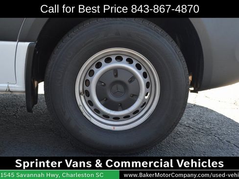 Used 2025 Mercedes-Benz Sprinter 2500 image 20