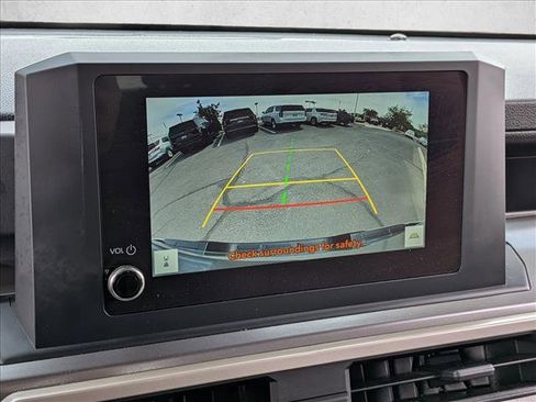 Used 2025 Toyota Tacoma SR5 RWD image 18