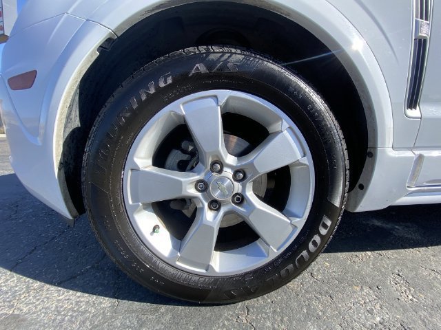 Used 2014 Chevrolet Captiva Sport LT FWD image 10