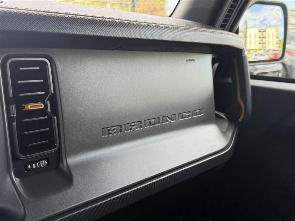 Used 2024 Ford Bronco Badlands AWD/4WD image 53