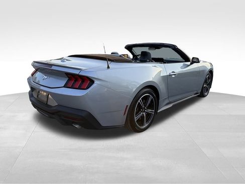 Used 2024 Ford Mustang Premium image 8
