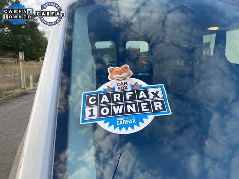 Used 2018 Ford Transit 150 XLT image 10